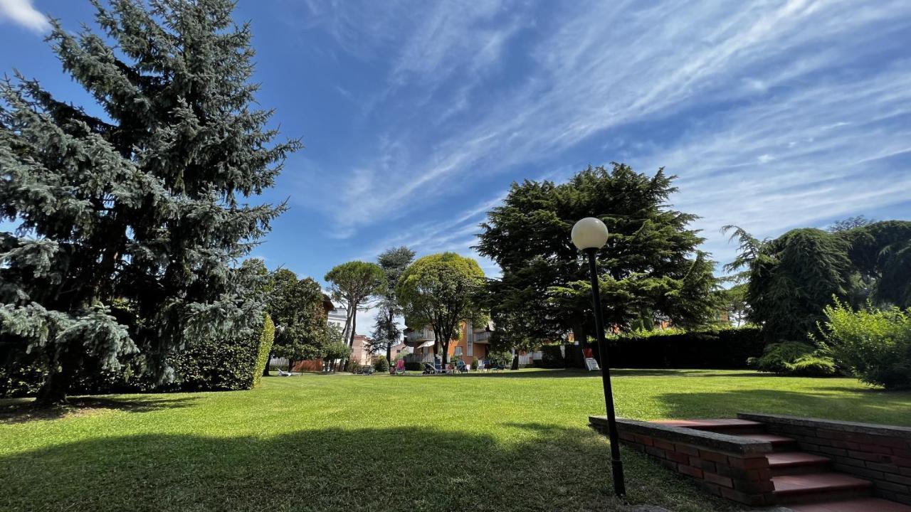פסקיארה דל גארדה Premium Apartments Peschiera מראה חיצוני תמונה