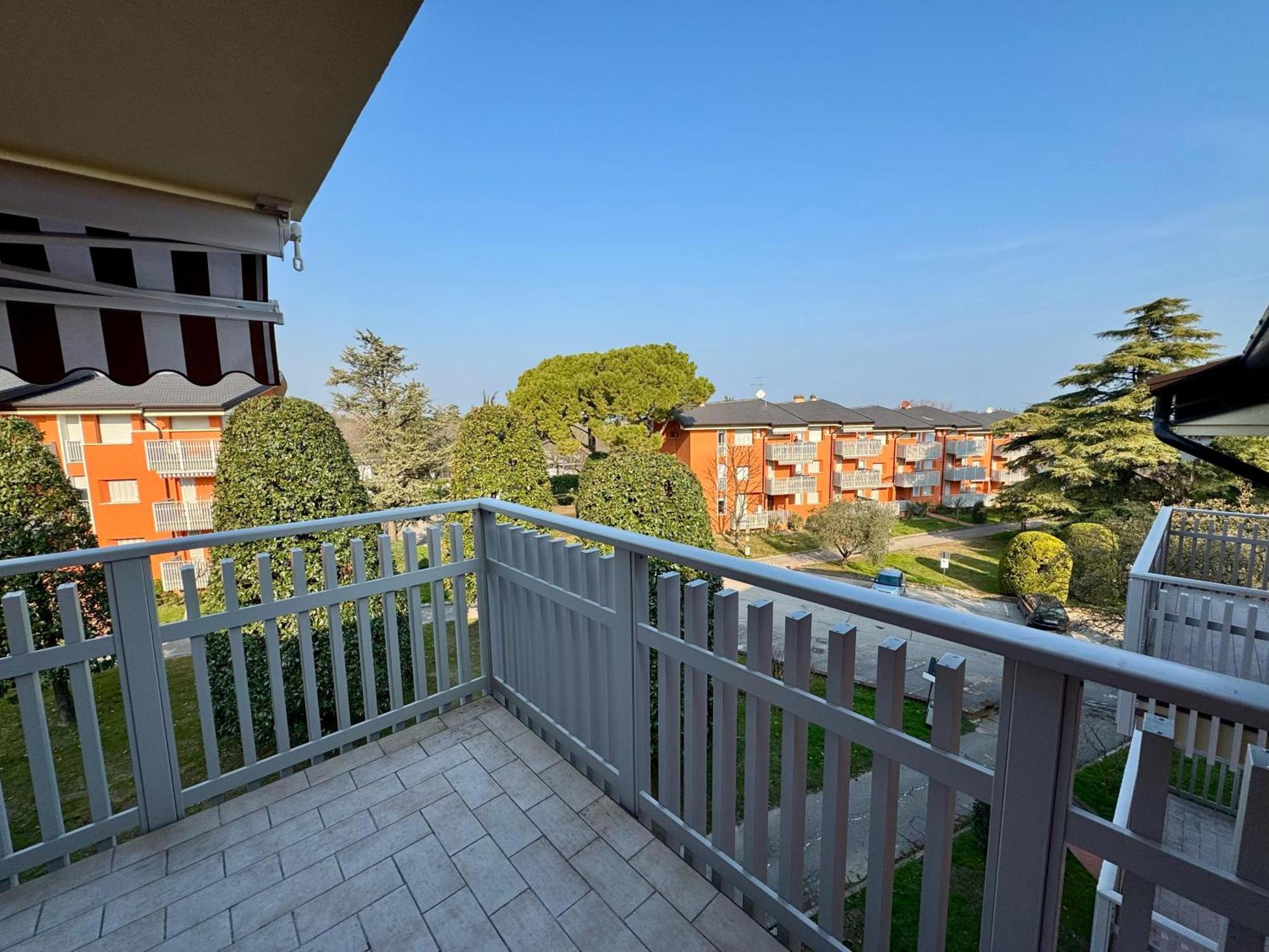 פסקיארה דל גארדה Premium Apartments Peschiera מראה חיצוני תמונה
