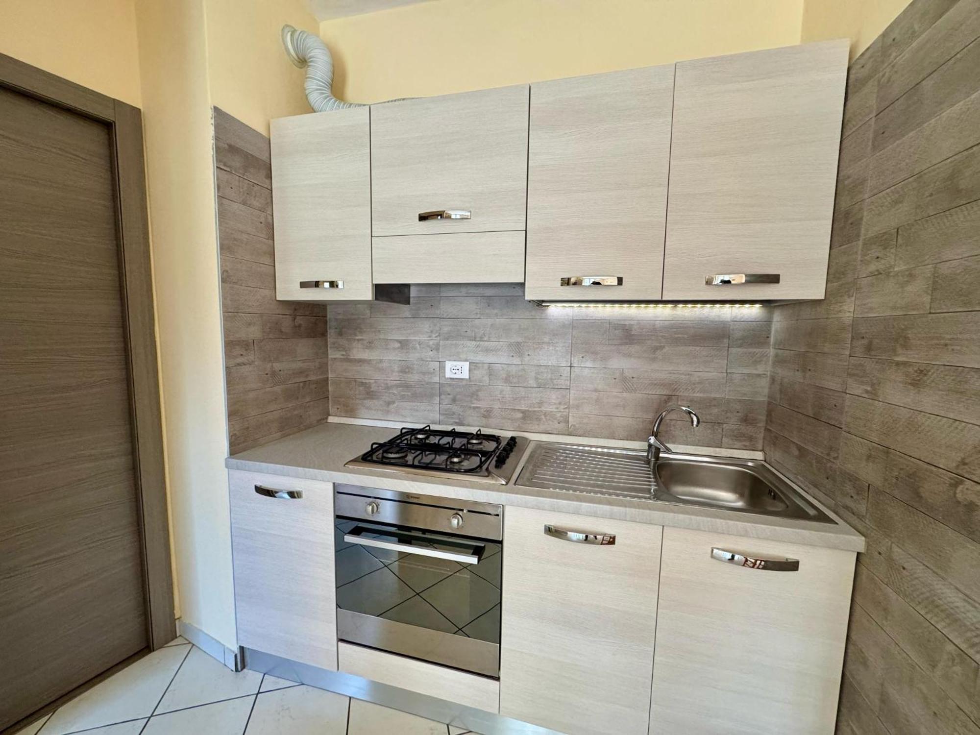 פסקיארה דל גארדה Premium Apartments Peschiera מראה חיצוני תמונה